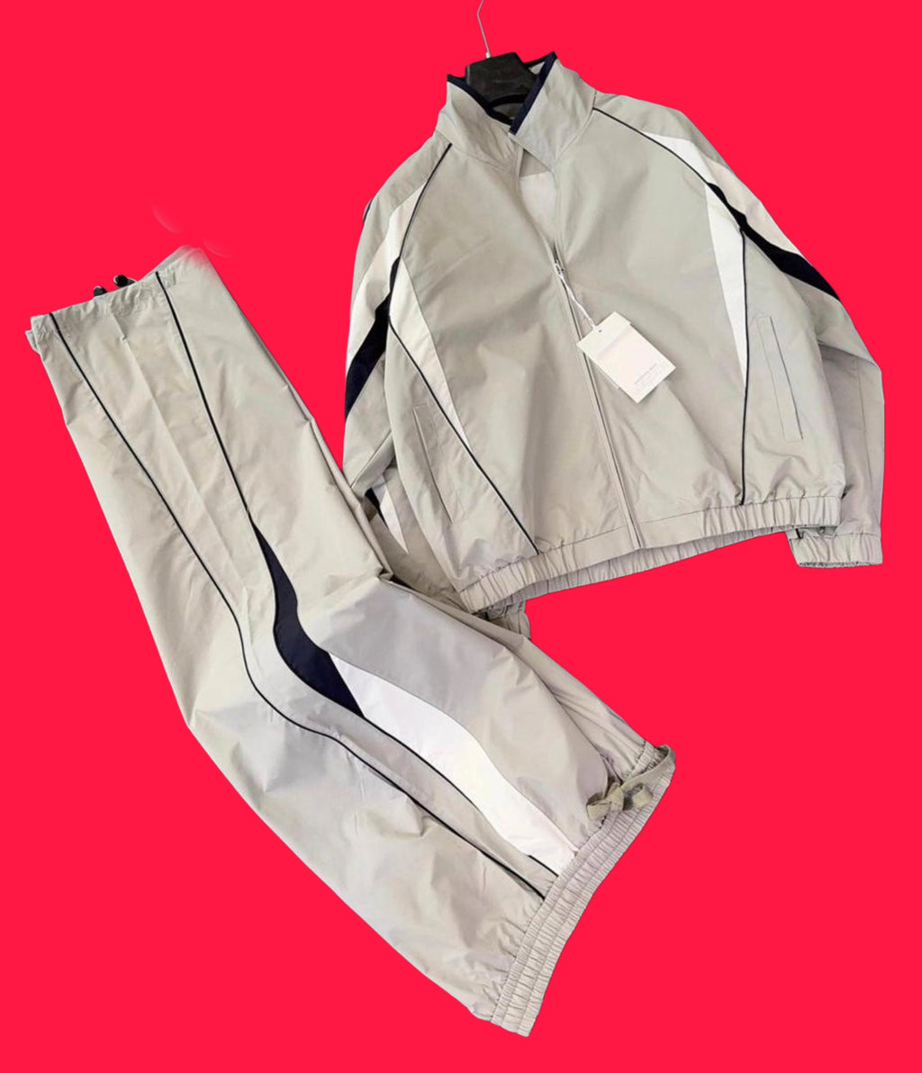 PREMIUM LUXURY UP AND DOWN