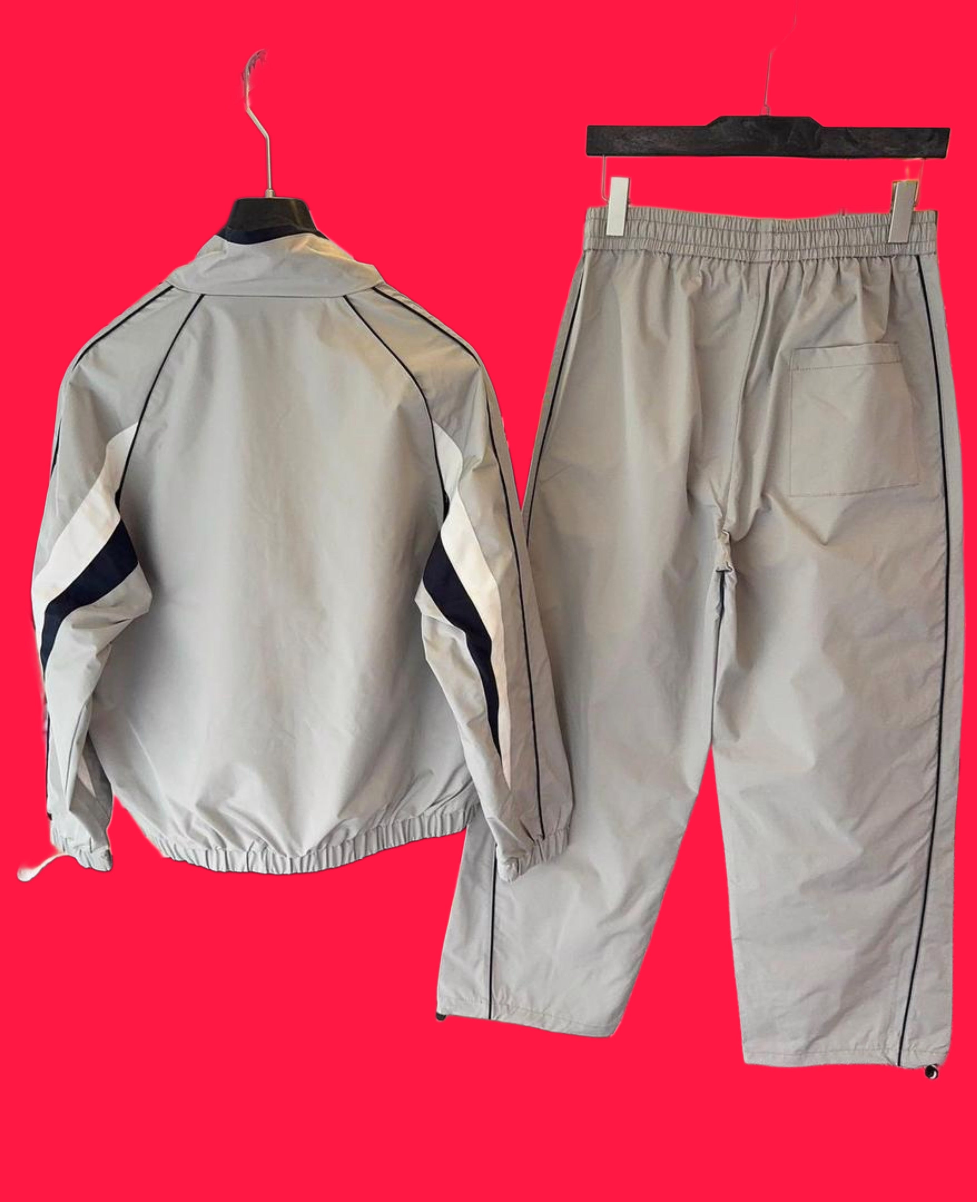 PREMIUM LUXURY UP AND DOWN