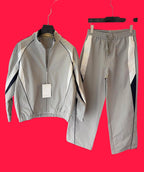 PREMIUM LUXURY UP AND DOWN